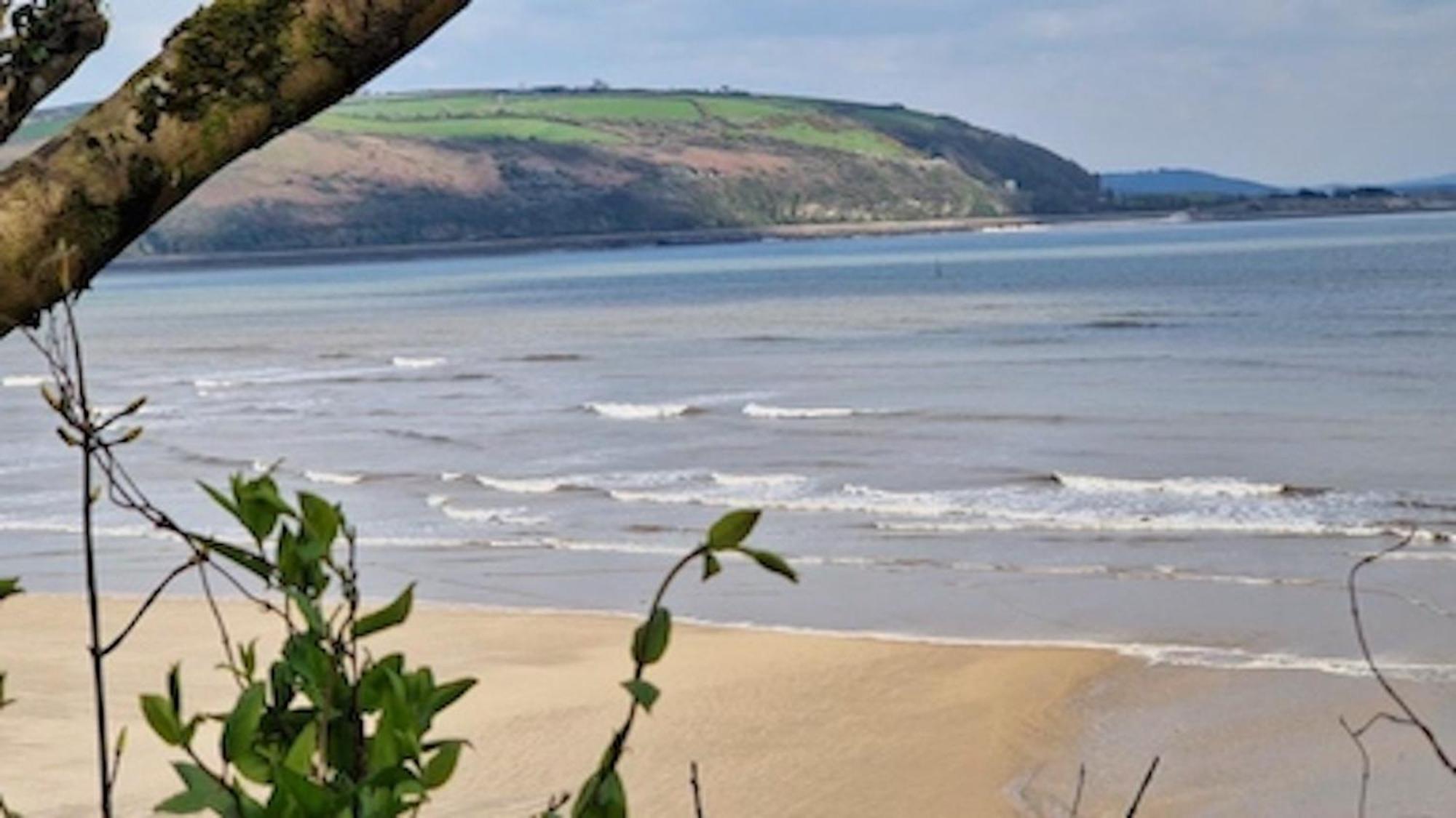 Wales Coastal Holidays カーマーゼン エクステリア 写真